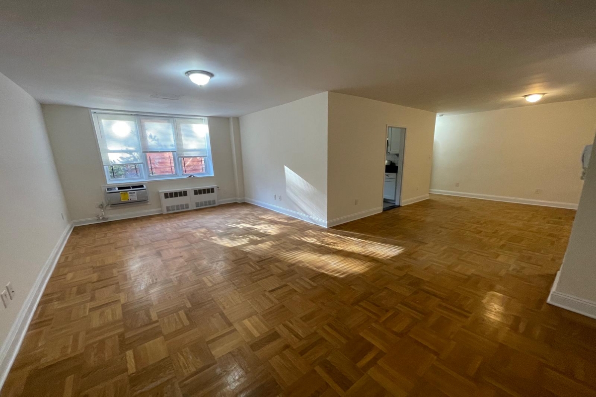 Apartment 150th Street  Queens, NY 11367, MLS-RD5469-8