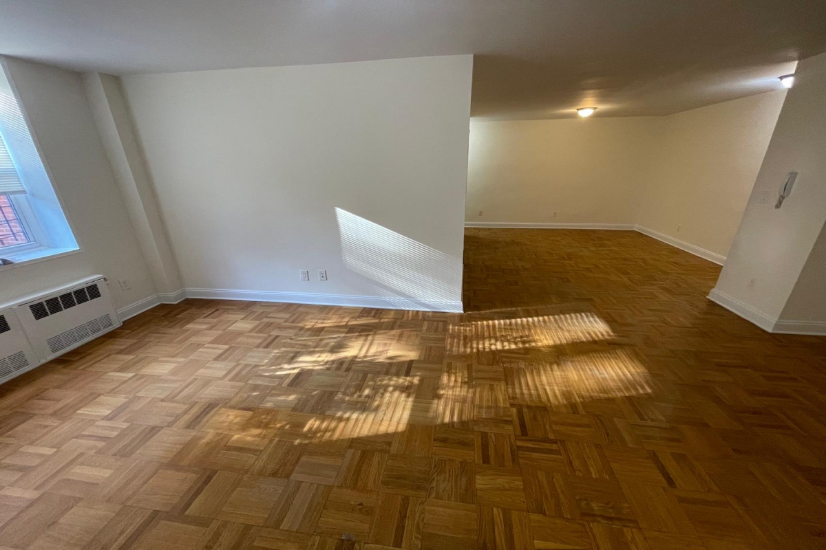 Apartment 150th Street  Queens, NY 11367, MLS-RD5469-10