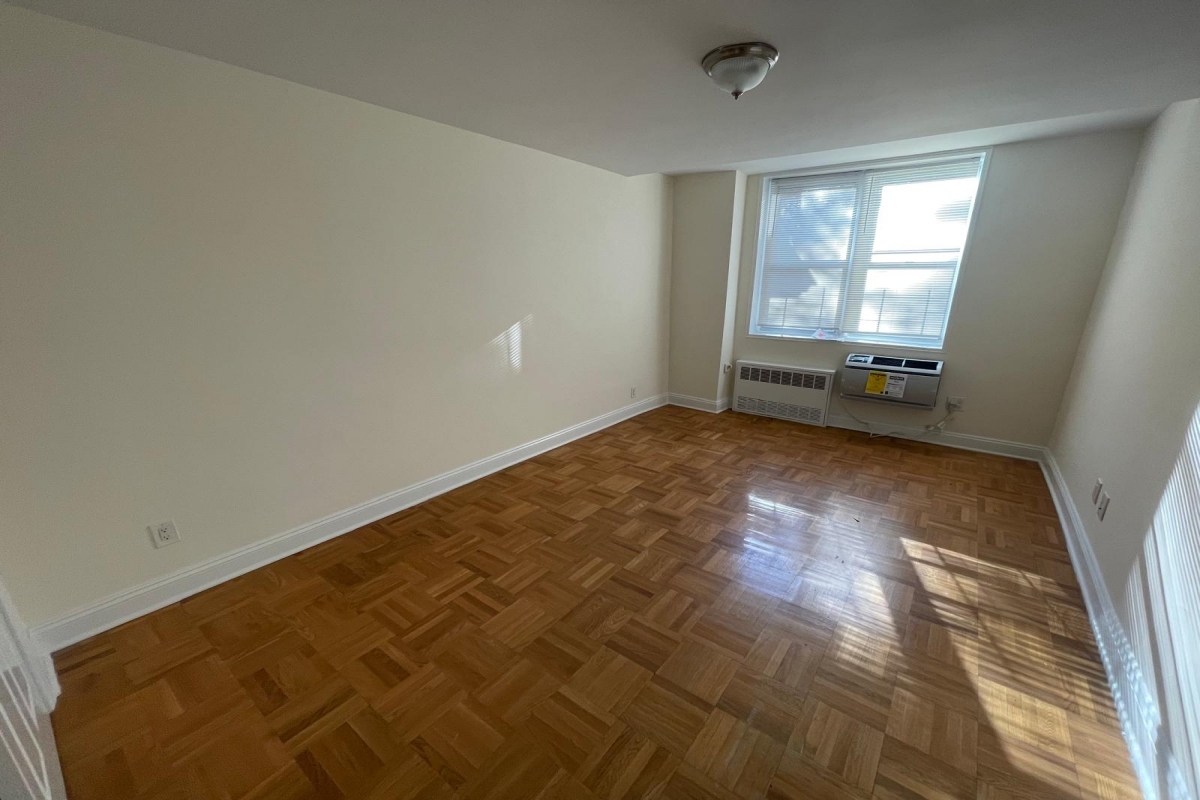 Apartment 150th Street  Queens, NY 11367, MLS-RD5469-15