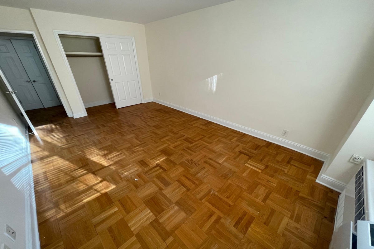 Apartment 150th Street  Queens, NY 11367, MLS-RD5469-16