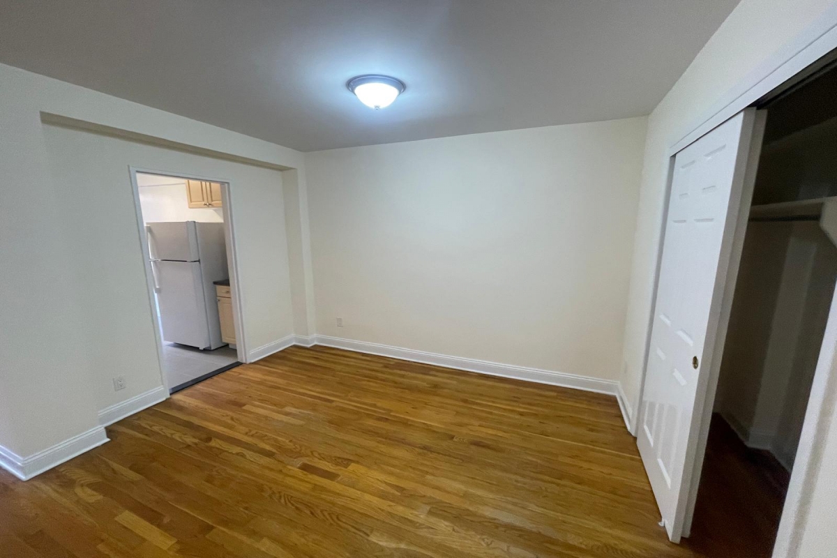 Apartment 150th Street  Queens, NY 11367, MLS-RD5470-8