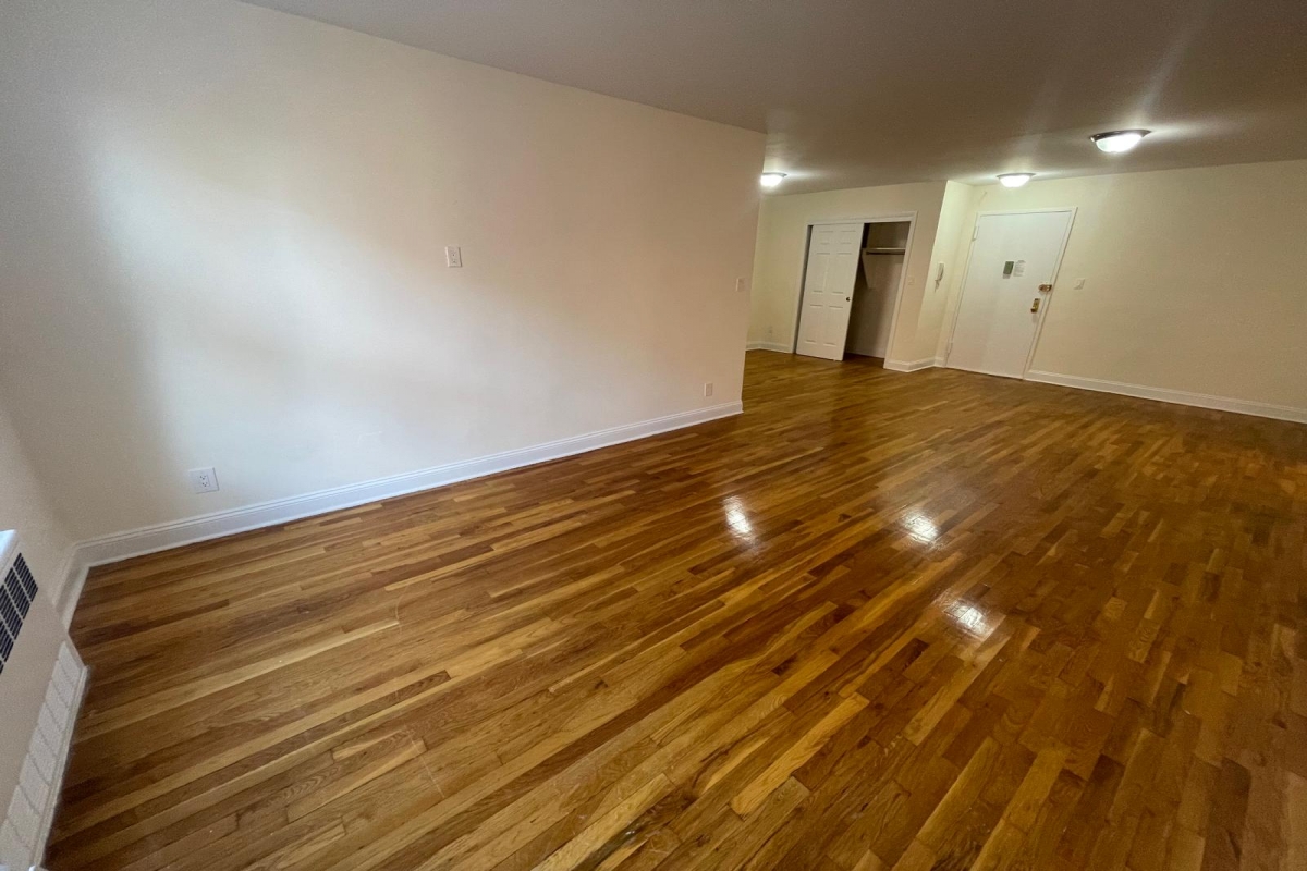 Apartment 150th Street  Queens, NY 11367, MLS-RD5470-11