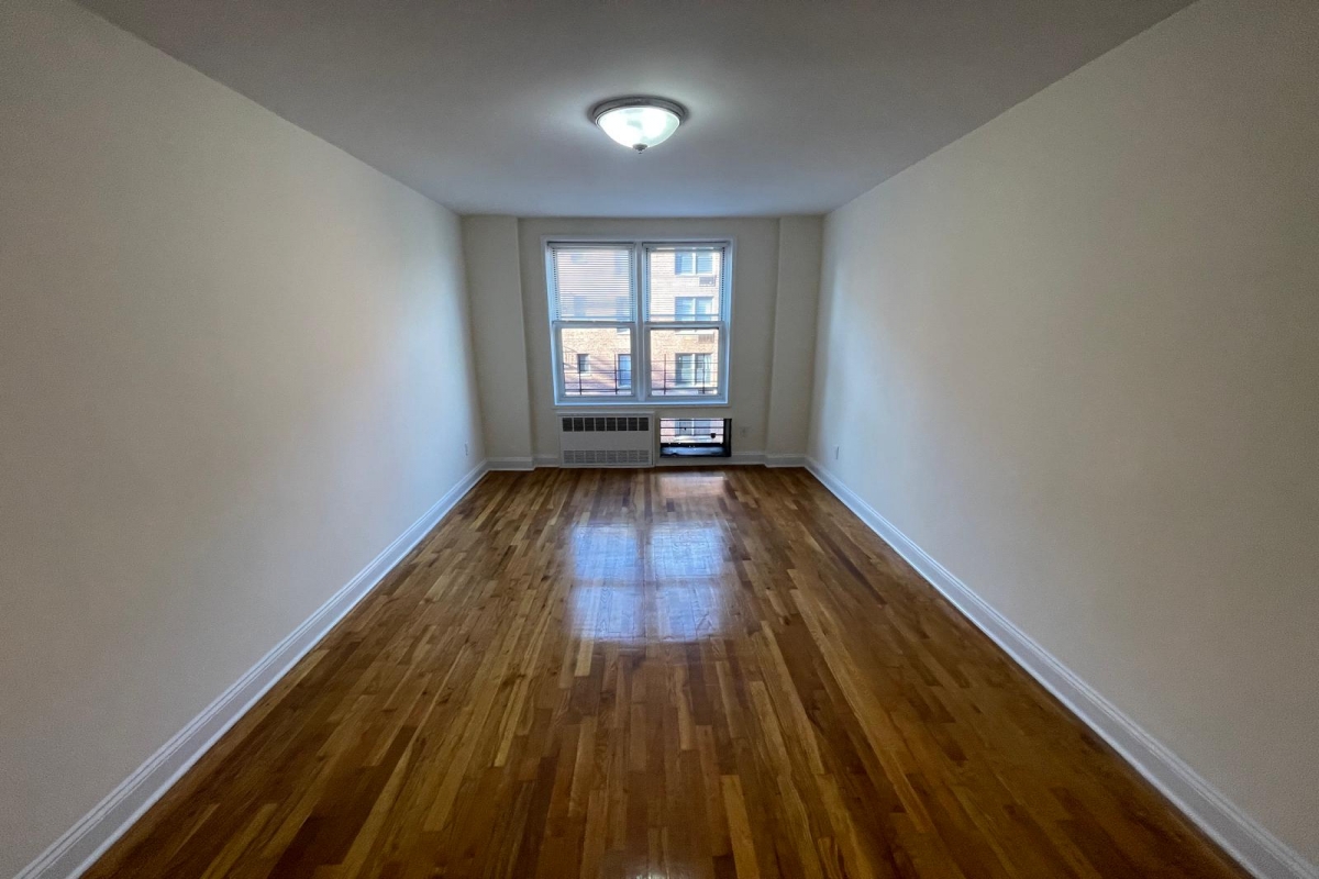 Apartment 150th Street  Queens, NY 11367, MLS-RD5470-14