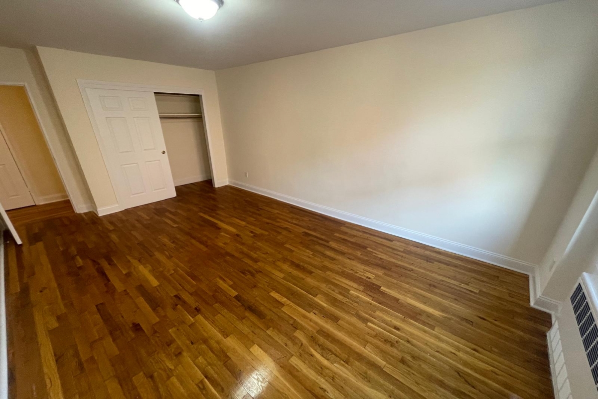 Apartment 150th Street  Queens, NY 11367, MLS-RD5470-18