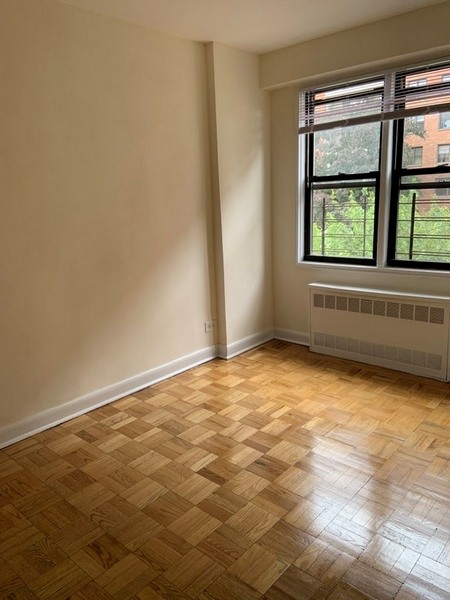 Apartment 67th Avenue  Queens, NY 11374, MLS-RD5479-2