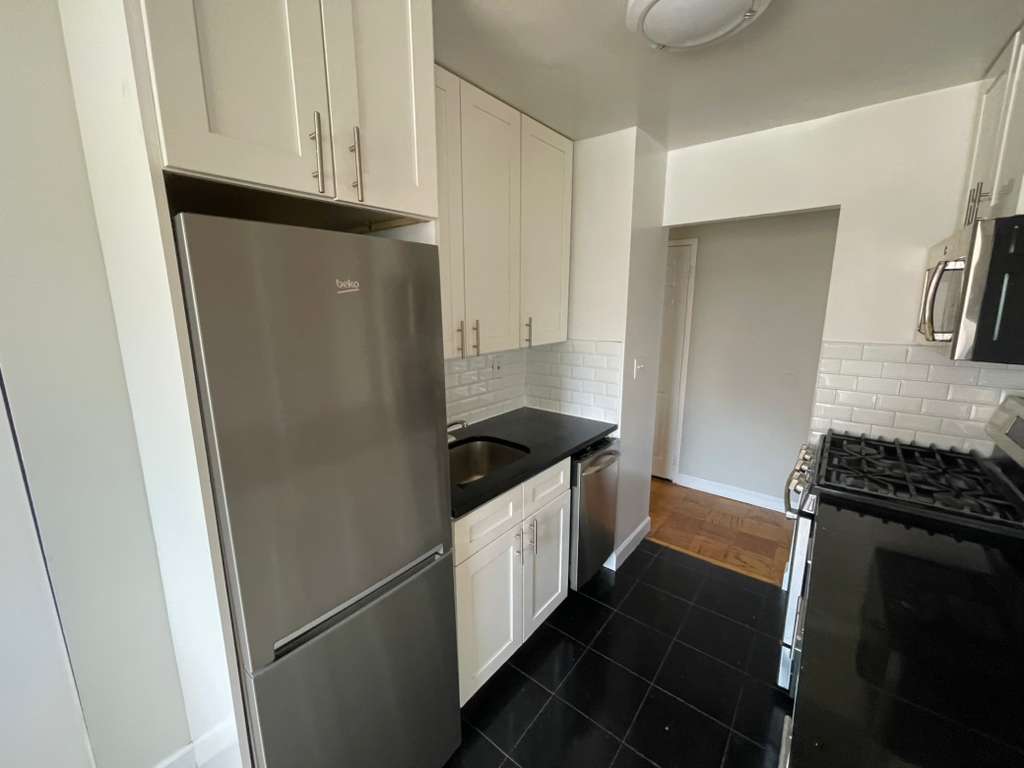 Apartment 98th Place  Queens, NY 11374, MLS-RD5493-3