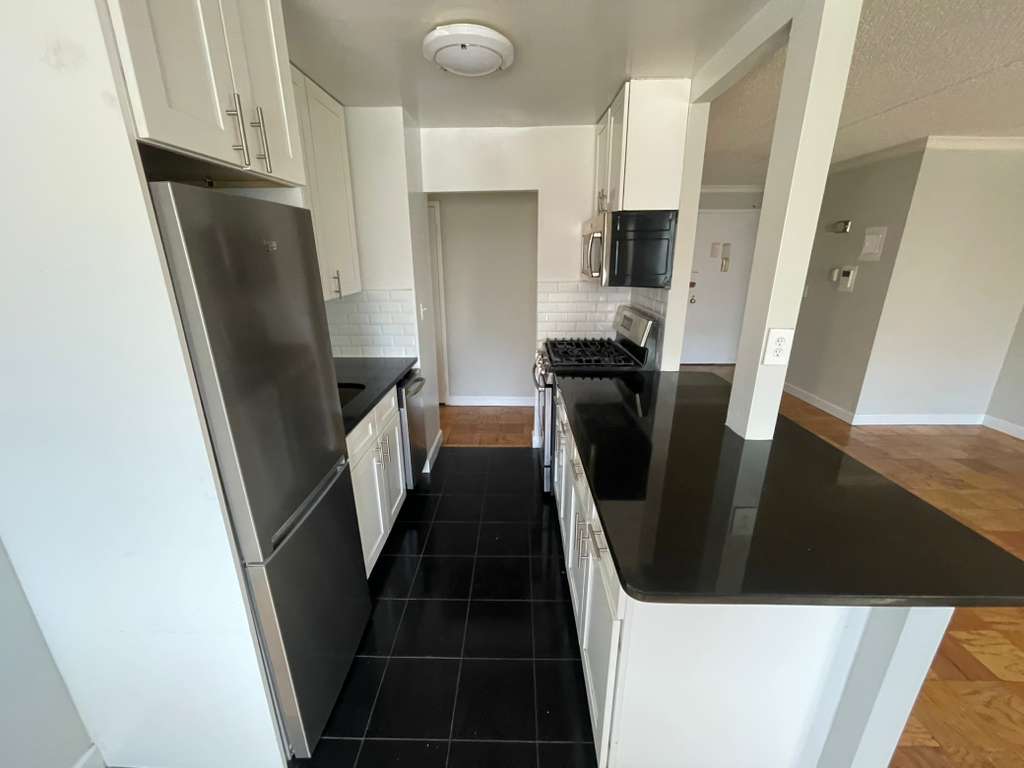 Apartment 98th Place  Queens, NY 11374, MLS-RD5493-5
