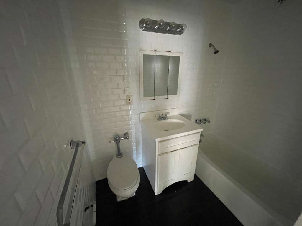 Apartment 98th Place  Queens, NY 11374, MLS-RD5493-18
