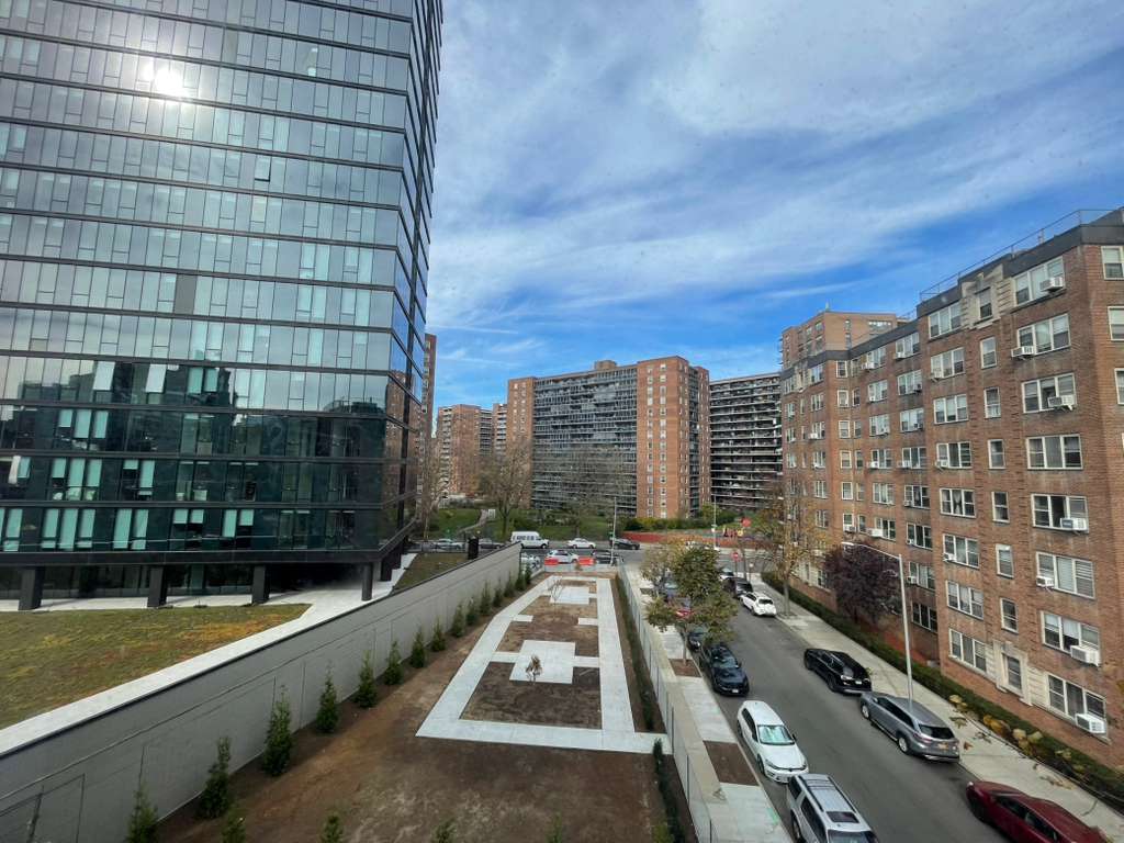 Apartment 98th Place  Queens, NY 11374, MLS-RD5493-19