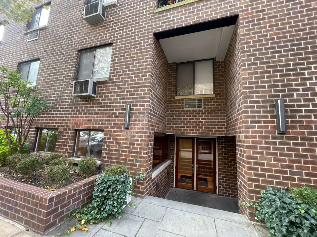 Apartment 98th Place  Queens, NY 11374, MLS-RD5493-20