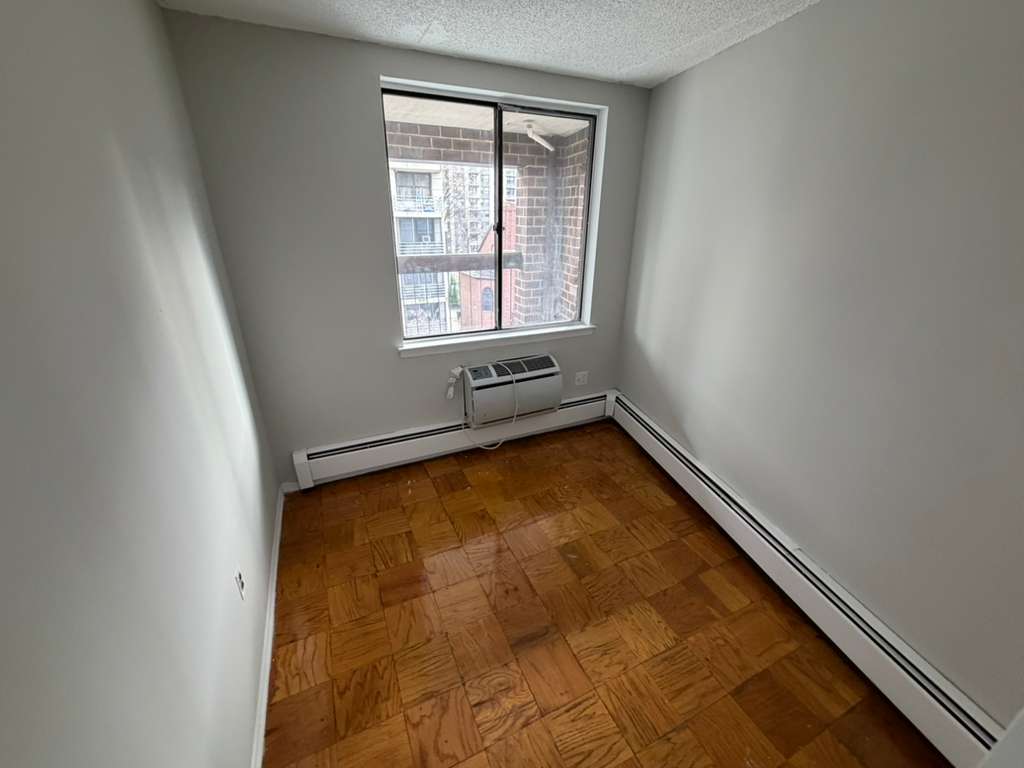 Apartment 98th Place  Queens, NY 11374, MLS-RD5495-6