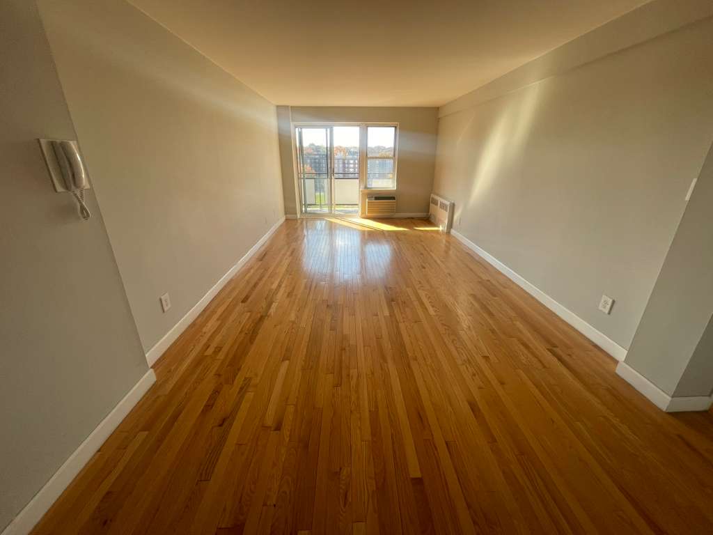 Apartment Bell Blvd Queens, NY 11360, MLS-RD5499-6
