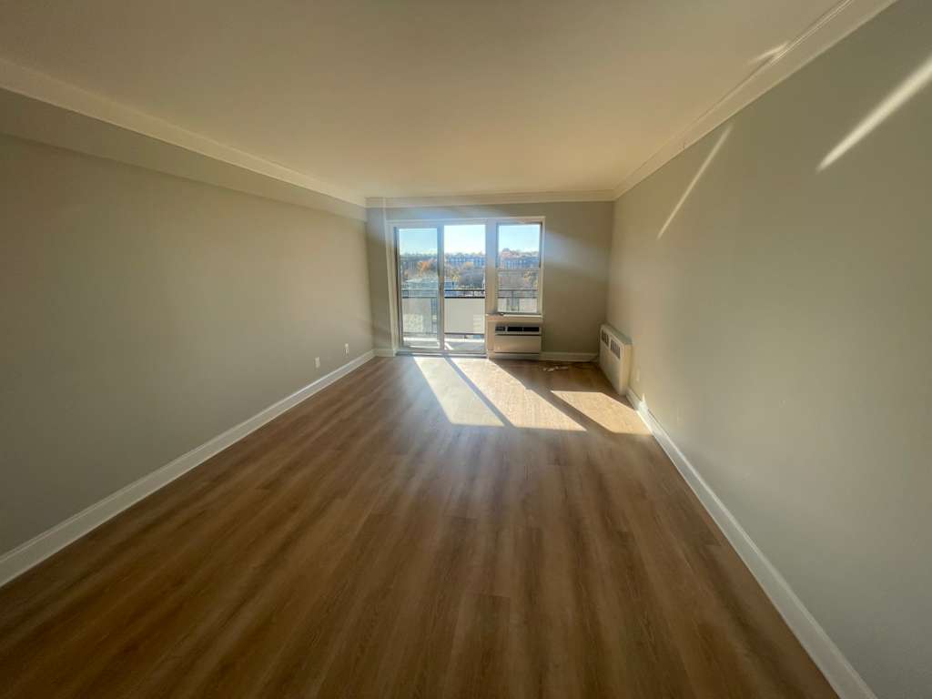 Apartment Bell Blvd Queens, NY 11360, MLS-RD5502-6