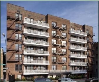 Apartment Crescent Street Queens, NY 11106, MLS-RD5503-4