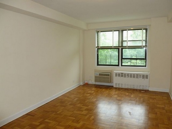 Apartment 83rd Avenue  Queens, NY 11415, MLS-RD5506-4