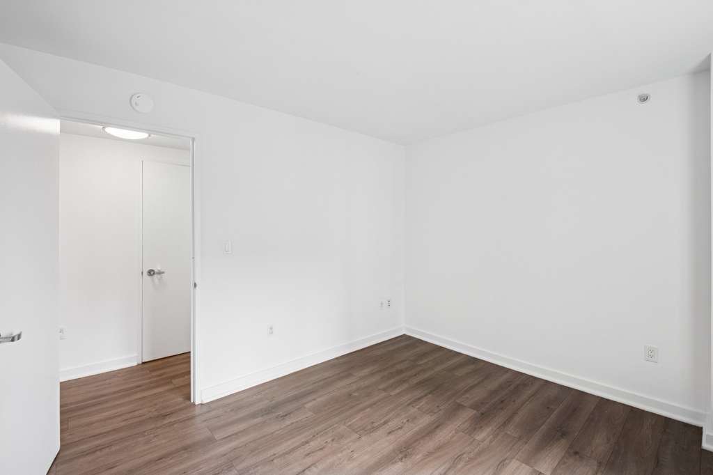 Apartment 89th Avenue  Queens, NY 11432, MLS-RD5514-4
