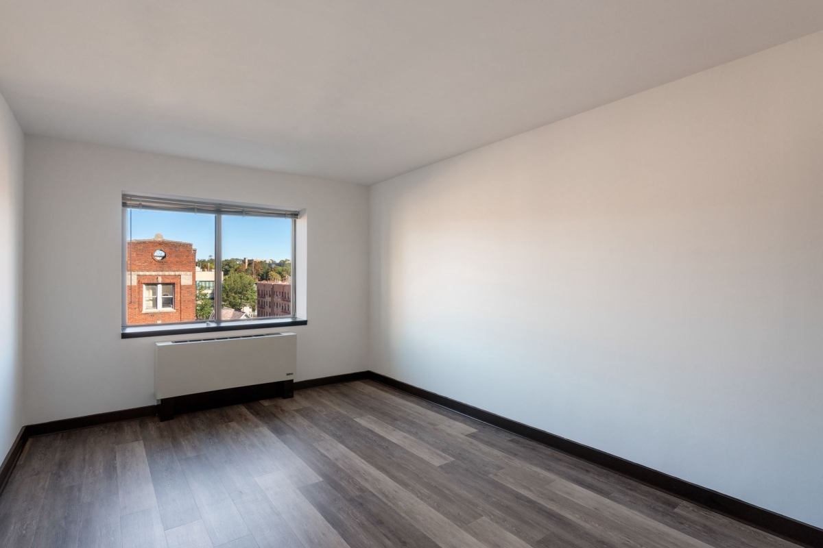 Apartment 89th Avenue  Queens, NY 11432, MLS-RD5515-4