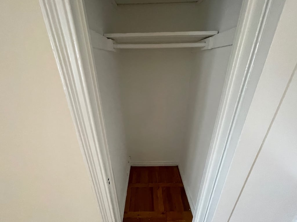 Apartment Highland Avenue Queens, NY 11432, MLS-RD5517-14