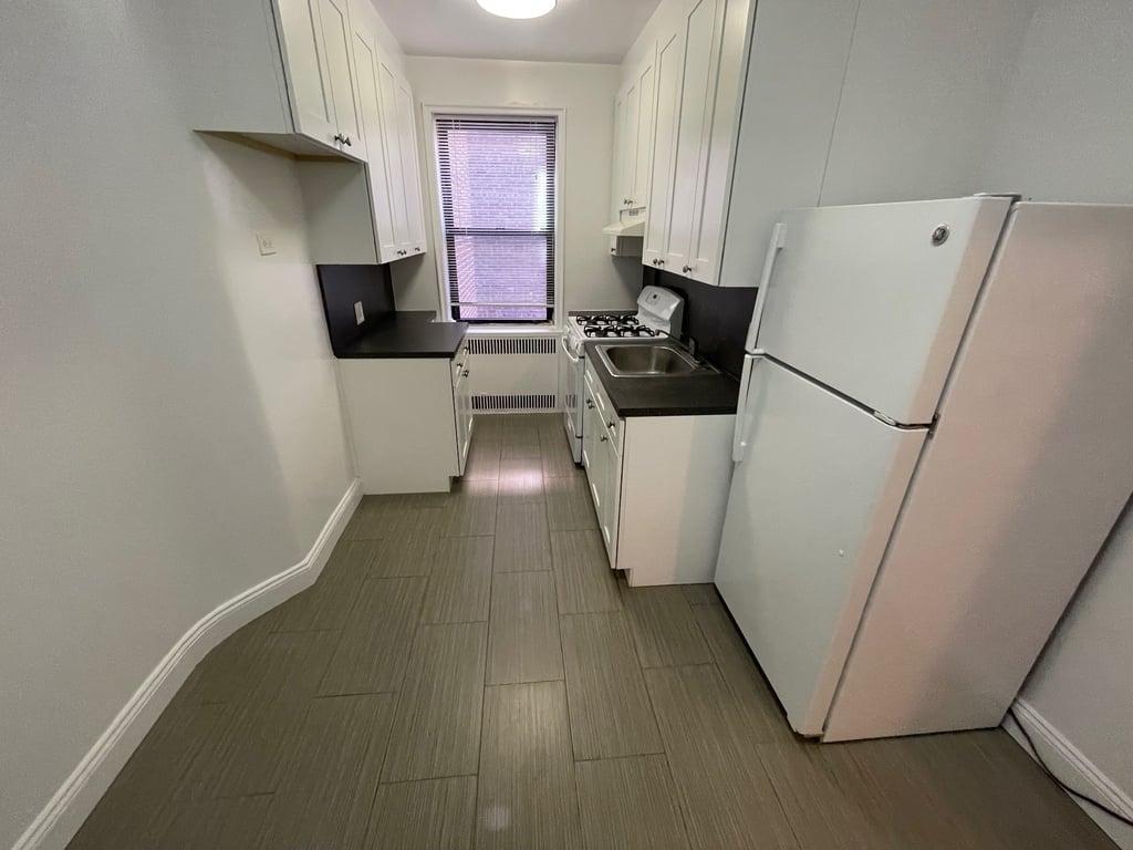 Apartment 167th Street  Queens, NY 11358, MLS-RD5518-3