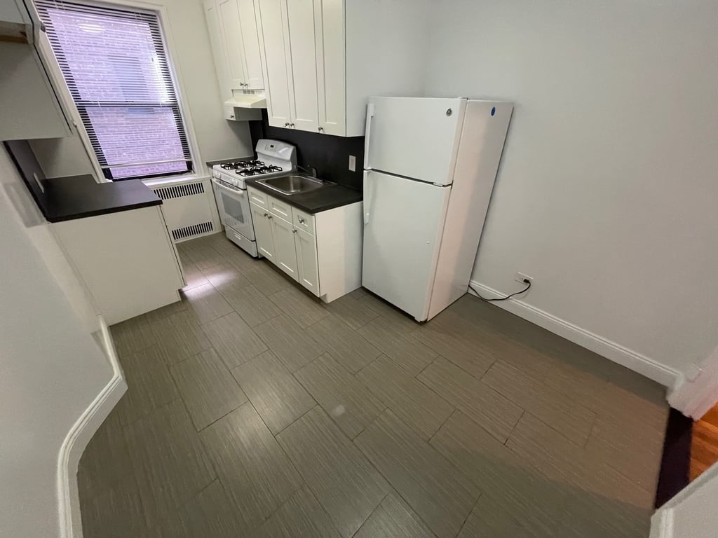 Apartment 167th Street  Queens, NY 11358, MLS-RD5518-4