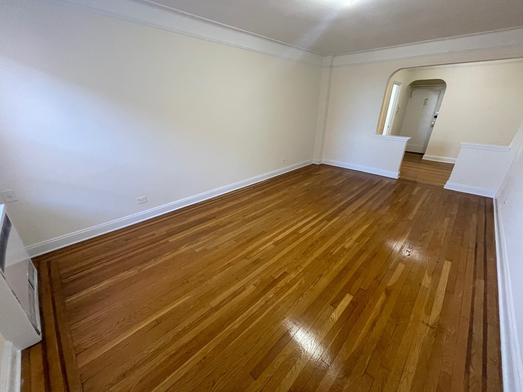 Apartment 167th Street  Queens, NY 11358, MLS-RD5519-9