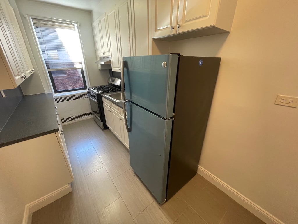 Apartment 167th Street  Queens, NY 11358, MLS-RD5520-3