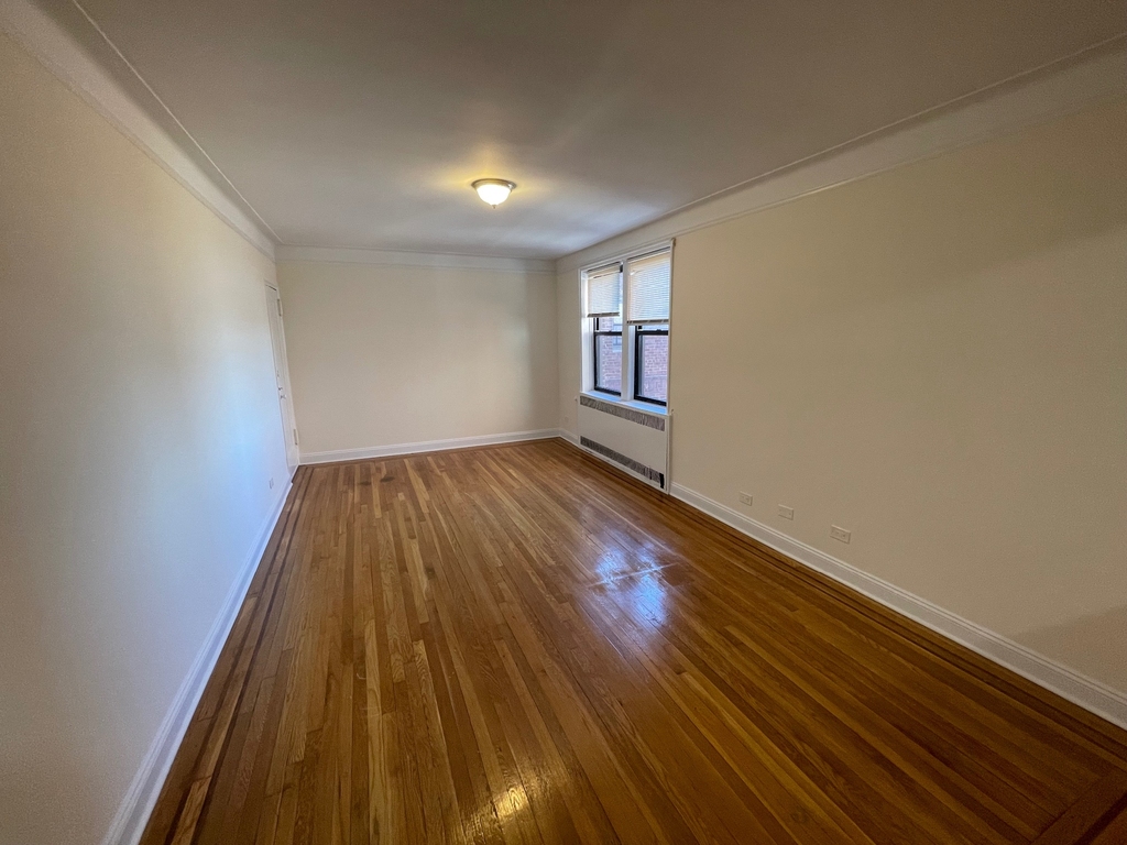 Apartment 167th Street  Queens, NY 11358, MLS-RD5520-10