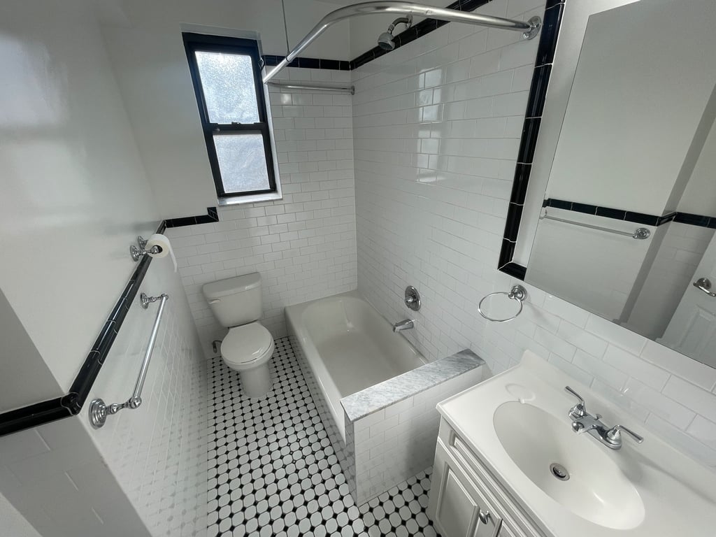 Apartment 167th Street  Queens, NY 11358, MLS-RD5520-17