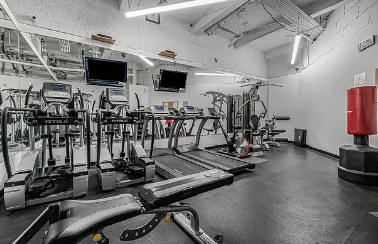 Yellowstone Blvd Queens, NY 11375, MLS-RD5521-18