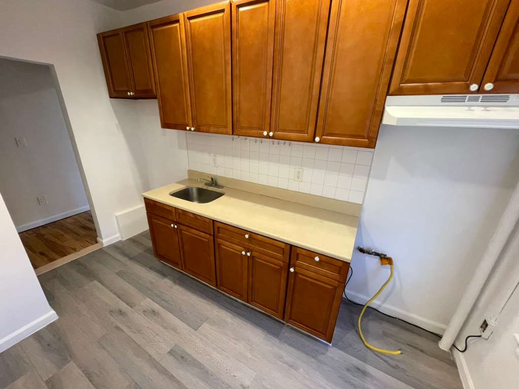 Apartment Sanford Avenue  Queens, NY 11358, MLS-RD5523-5