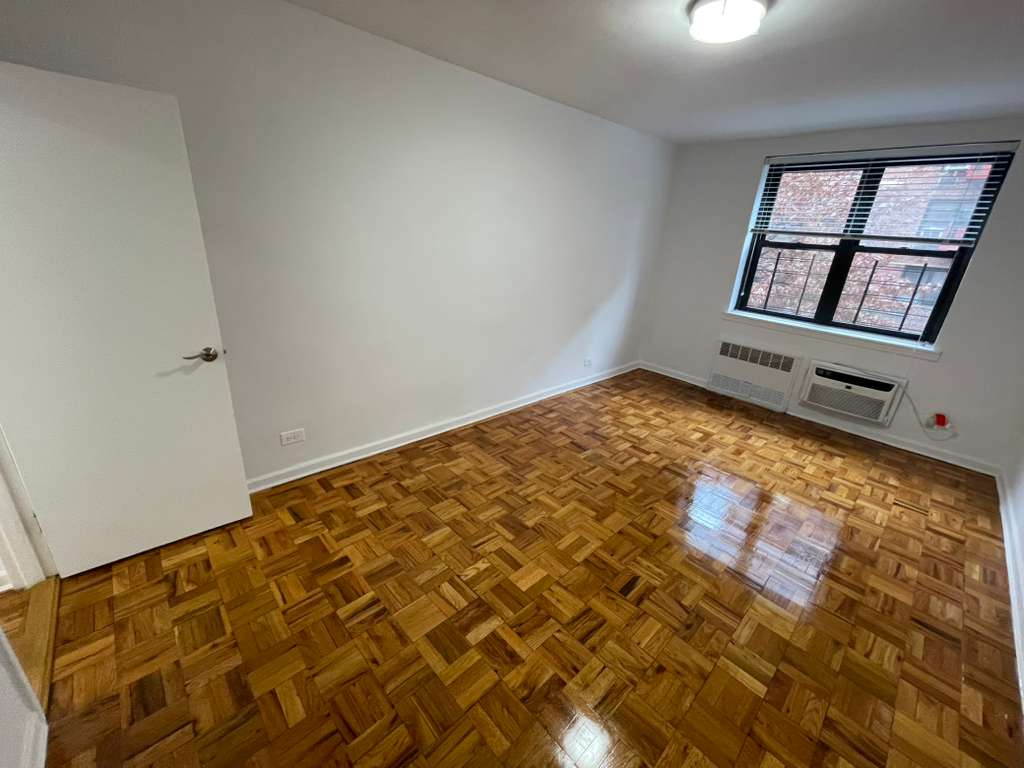 Apartment 67th Drive  Queens, NY 11375, MLS-RD5525-16