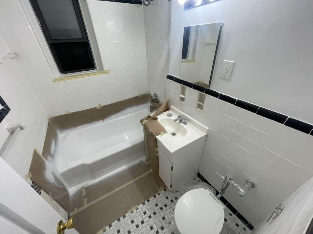Apartment Booth Street  Queens, NY 111374, MLS-RD5526-19