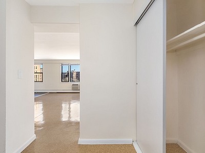 Apartment Horace Harding Expwy  Queens, NY 11368, MLS-RD5527-4