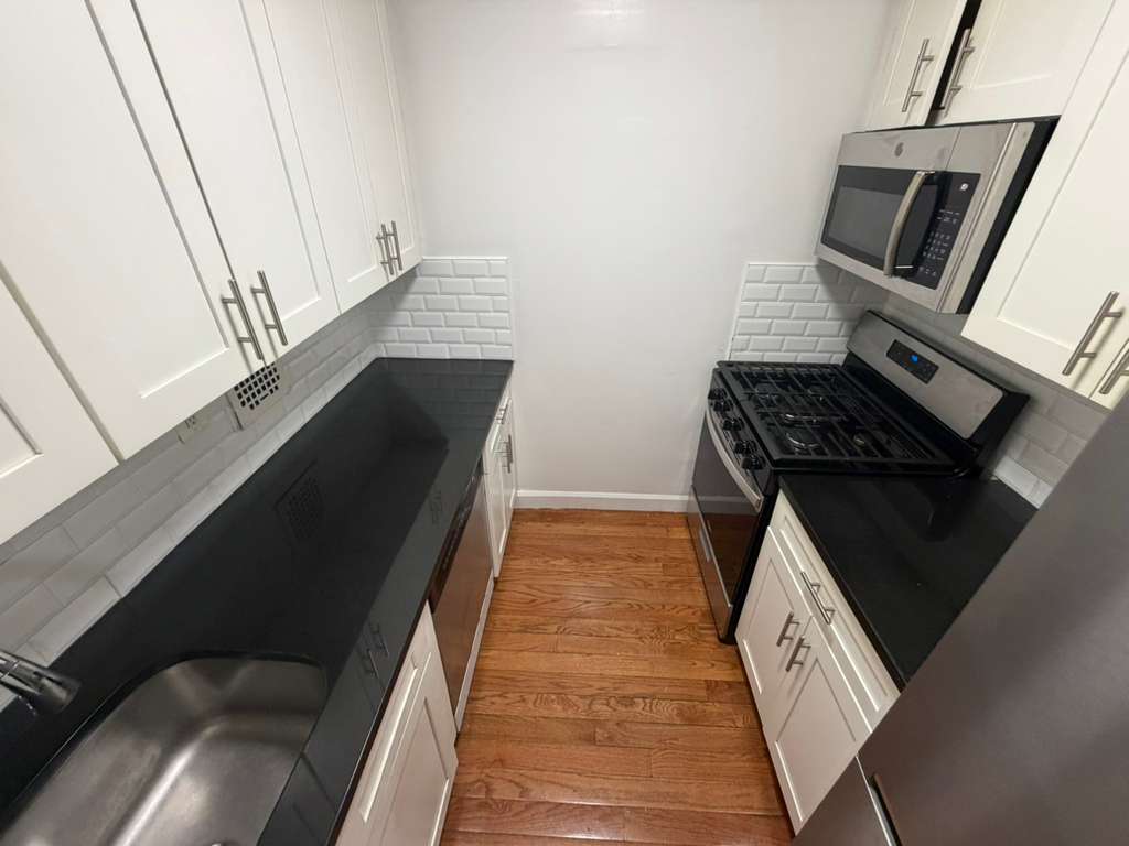 Apartment 118th Street  Queens, NY 11415, MLS-RD5541-5