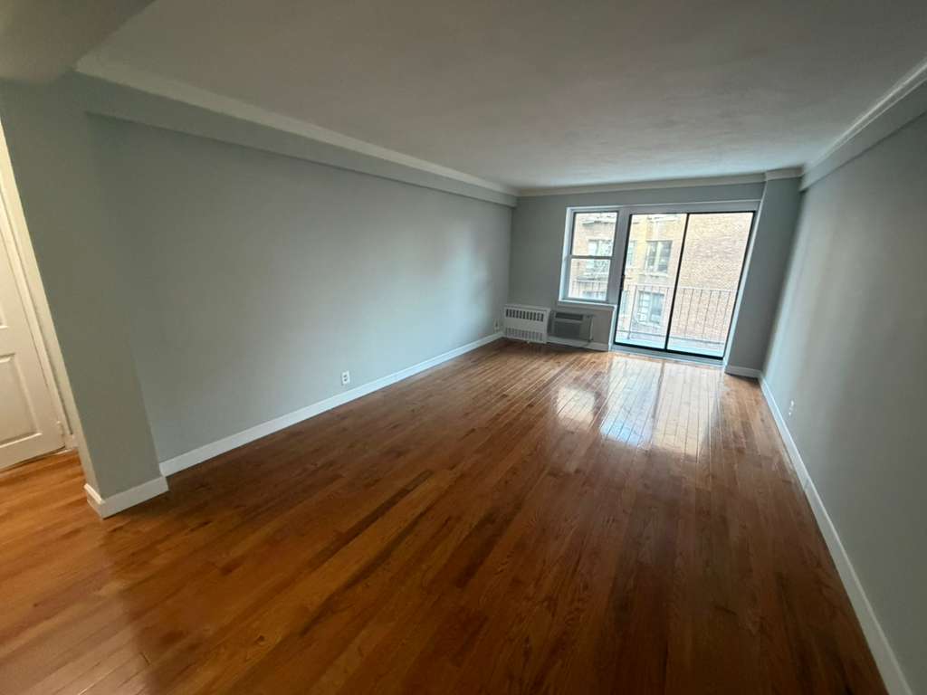Apartment 118th Street  Queens, NY 11415, MLS-RD5541-8