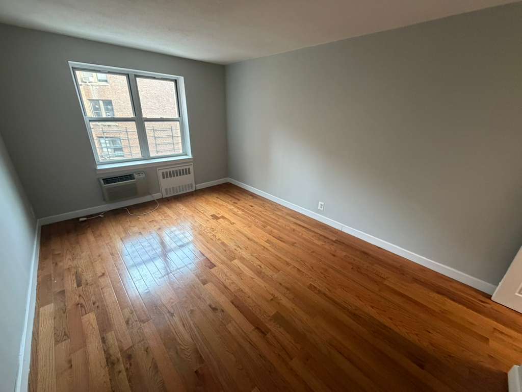 Apartment 118th Street  Queens, NY 11415, MLS-RD5541-19