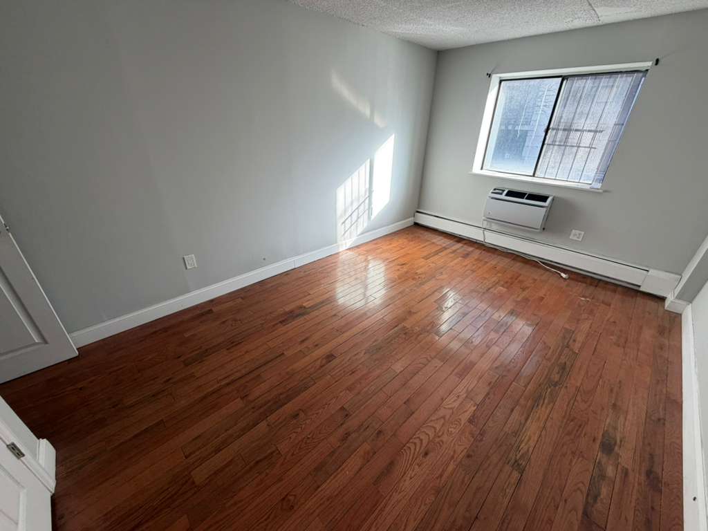 Apartment 98th Place Queens, NY 11374, MLS-RD5542-18