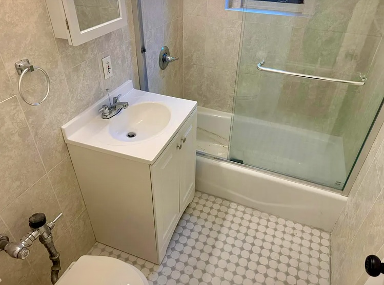  Saunders Street  Queens, NY 11374, MLS-RD5543-17