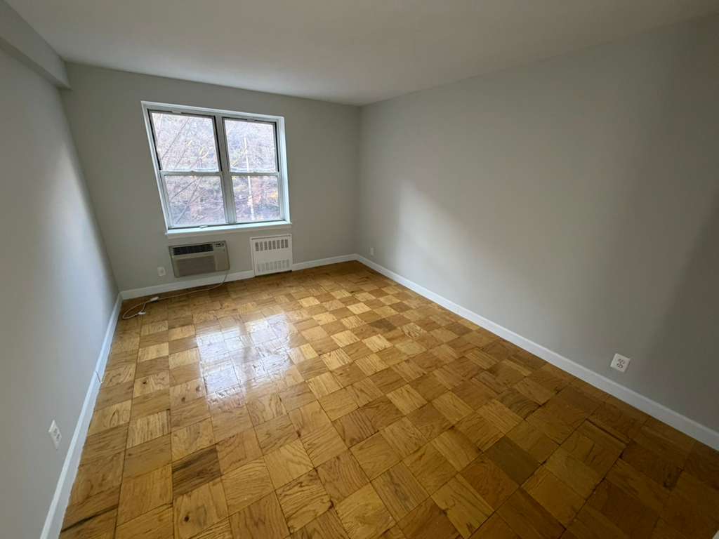 Apartment 118th Street  Queens, NY 11415, MLS-RD5547-18