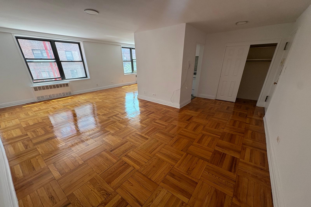 Apartment 118th Street Queens, NY 11415, MLS-RD5547-10