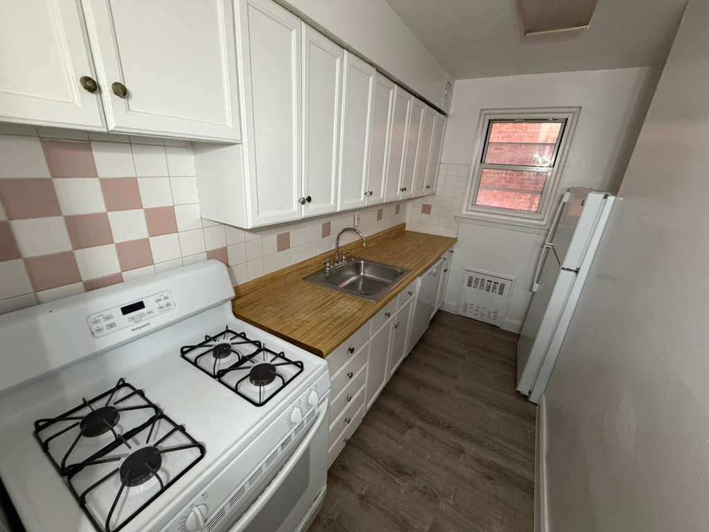 Apartment 118th Street  Queens, NY 11415, MLS-RD5548-2