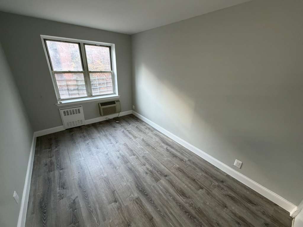 Apartment 118th Street  Queens, NY 11415, MLS-RD5548-13