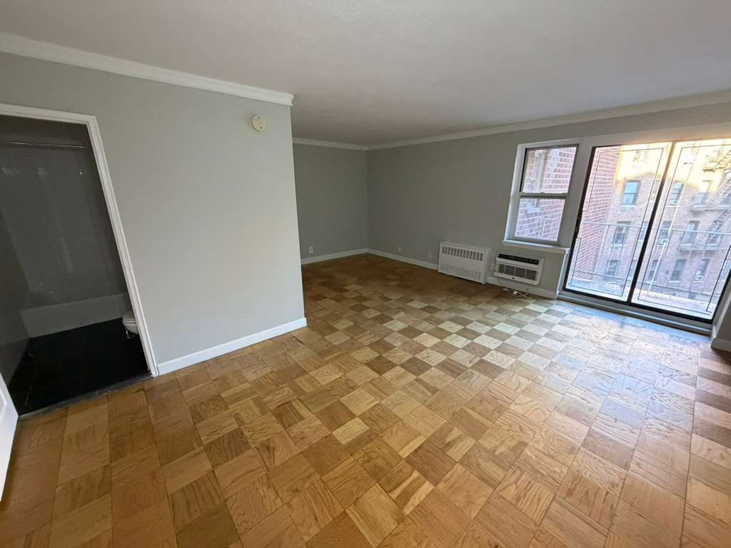 Apartment 118th Street  Queens, NY 11415, MLS-RD5549-10