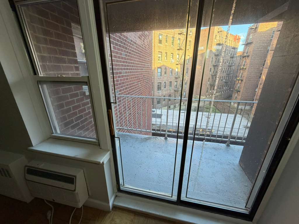 Apartment 118th Street  Queens, NY 11415, MLS-RD5549-15