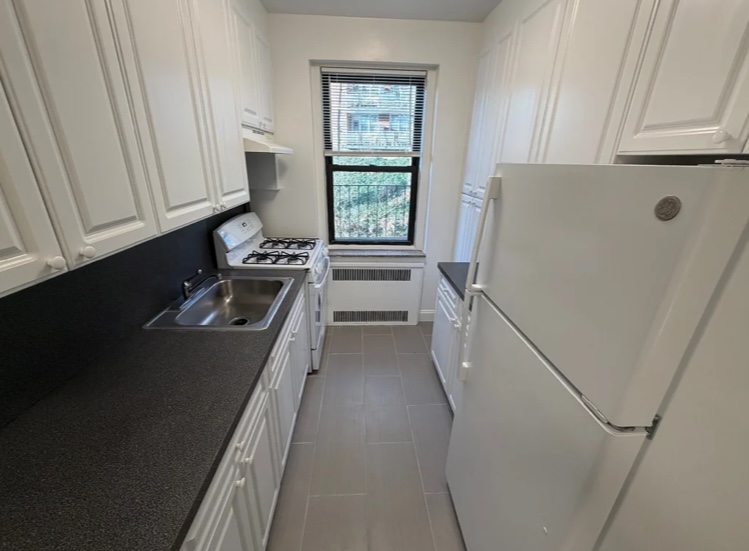 Apartment Wexford Terrace  Queens, NY 11432, MLS-RD5550-4