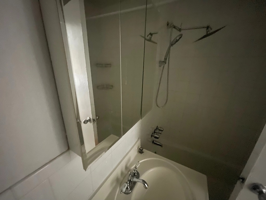 Apartment Bell Blvd  Queens, NY 11360, MLS-RD5551-15