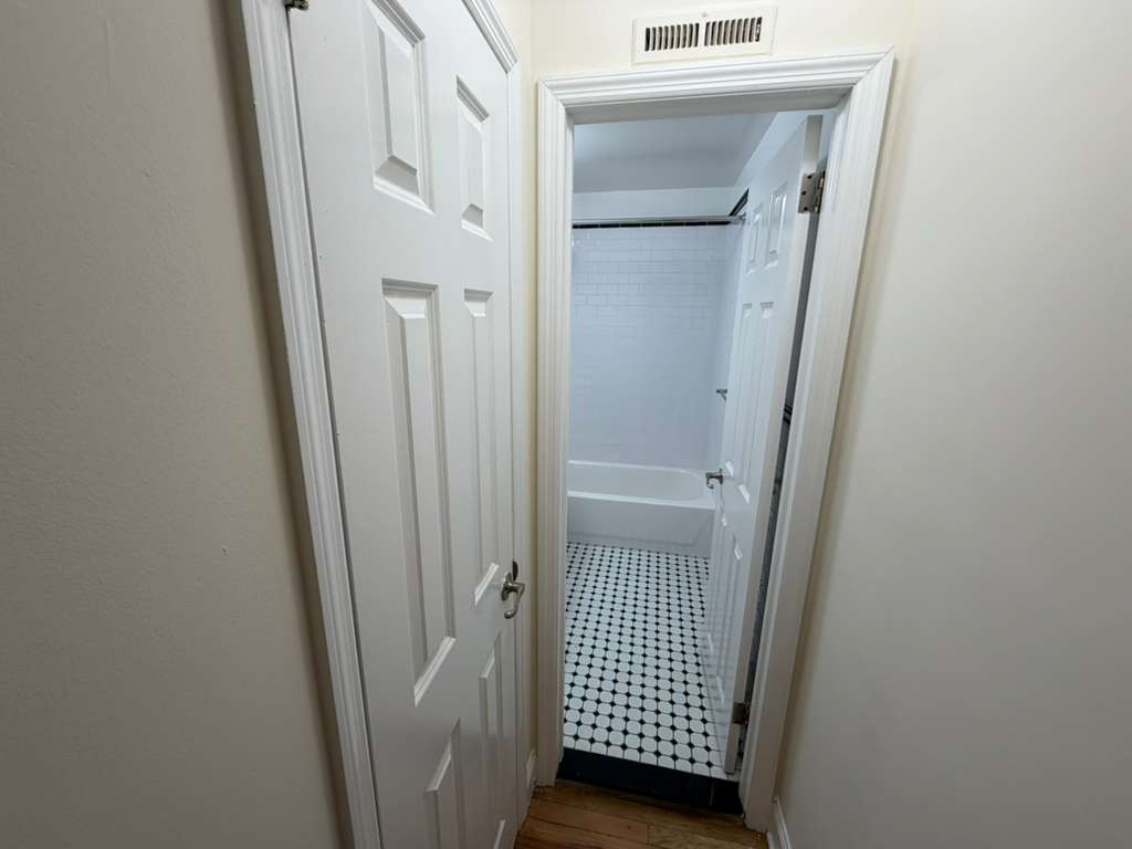 Apartment Elbertson Street  Queens, NY 11373, MLS-RD5557-13