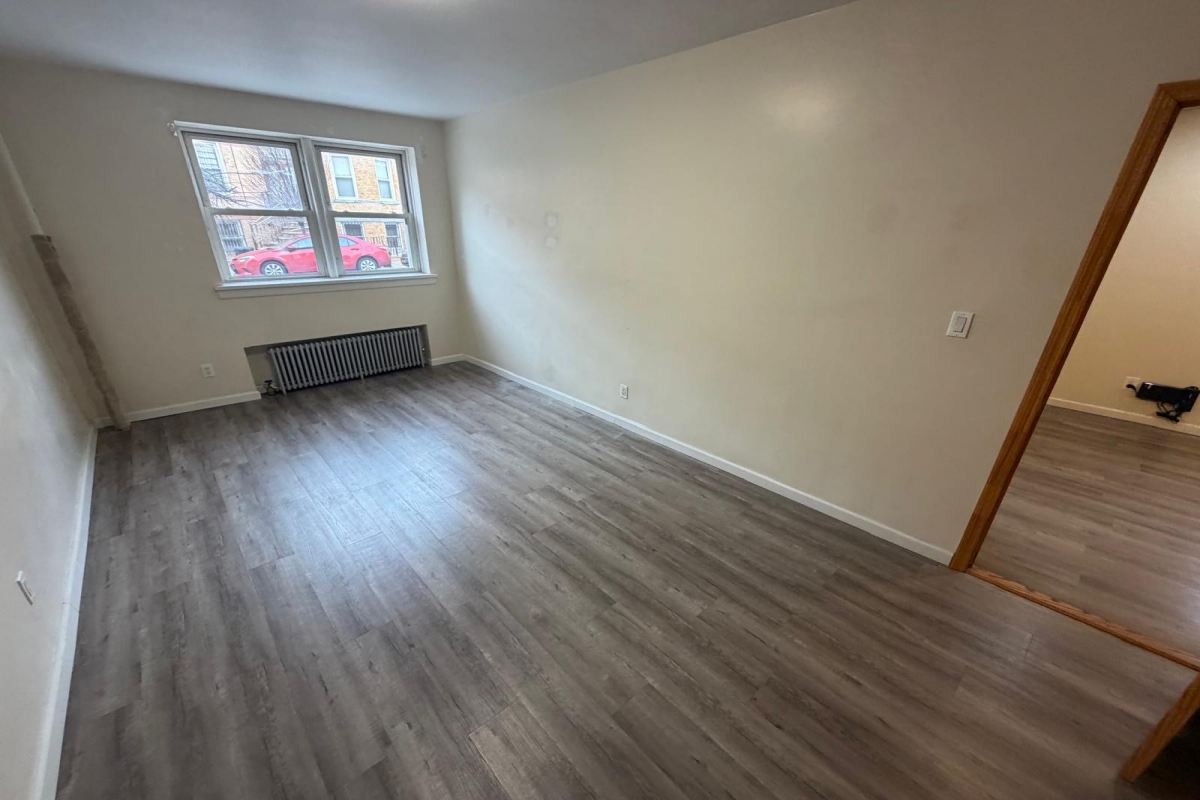  60th Street  Queens, NY 11385, MLS-RD5559-5