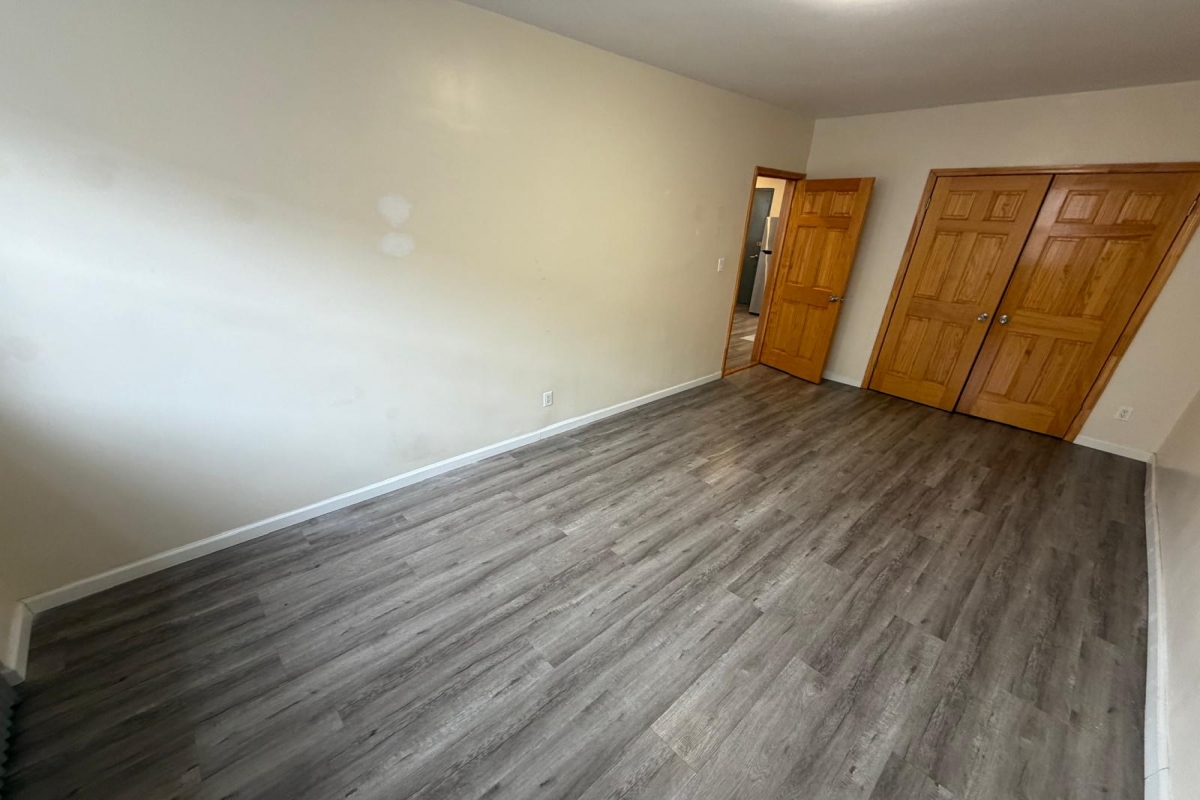  60th Street  Queens, NY 11385, MLS-RD5559-6