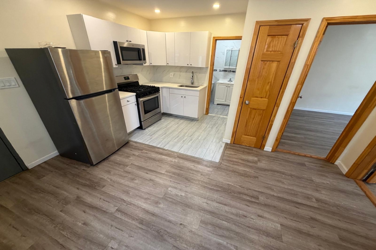  60th Street  Queens, NY 11385, MLS-RD5559-9